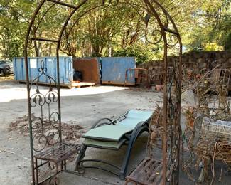 #200 Aluminum Arch w/Two Stools - 60x20x7' Tall $30.00