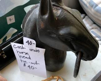 #364 deck Cast iron horse head with tie loop $40.00
