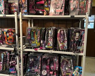 MONSTER HIGH LAND