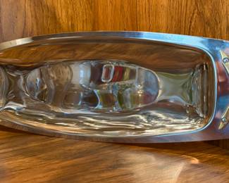 Serving tray.
