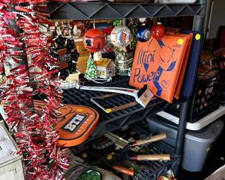 Illini items, lawn and garden items