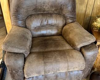 Swivel rocker recliner