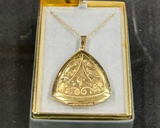 Vintage Gold Filled Etched Triangle Locket on 30 Chain