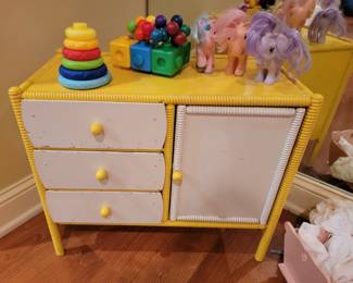 Many more Ponies than pictured