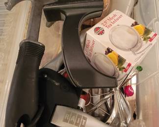 Kitchen caboodles