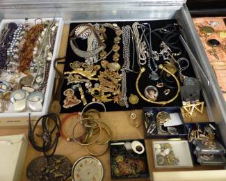 Costume jewelry & many watches