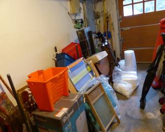 LOADED garage & basement!! Tons of power & hand tools and all kinds of things!!