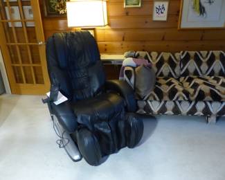 Massage recliner chair