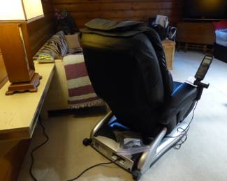 Massage recliner chair