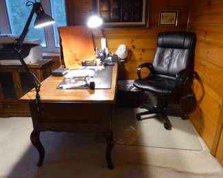 Desk, desk chair