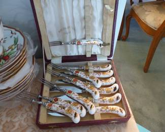 Royal Crown Derby "Old Imari" fruit forks & knives set