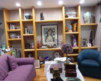 Sofas, chairs, bric-a-brac, framed pictures & posters