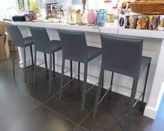 Set of 4 leather bar stools