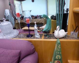 Sofa, bric-a-brac