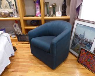 Club chair, Framed pictures and posters