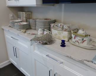 Mikasa "Silk Flowers" dinnerware set