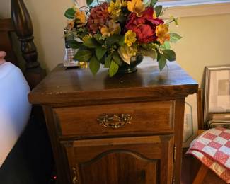 End table
