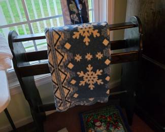 Quilt stand