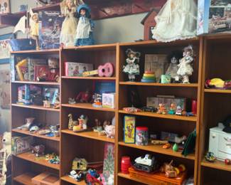 Lots of vintage toys