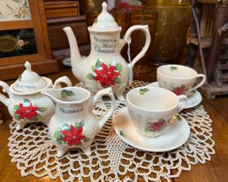 Tea set for 2 Lily Creek christmas tea set 9 piece tea set for 2