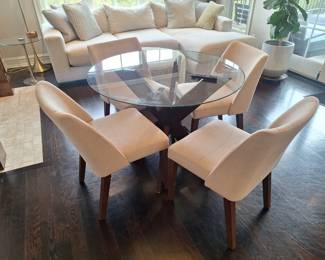 42" diameter (4) chairs Wegmans 