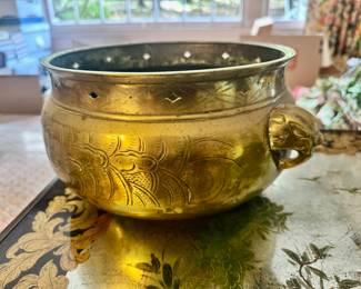 Brass planter