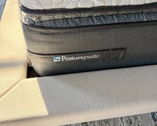 Posturepedic Queen Mattress