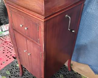 Victor photograph record player with records