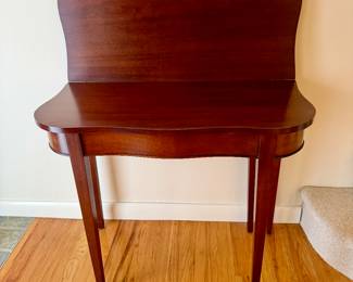 Mahogany Federal Style Drop Leaf Consol/Card Table