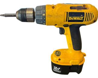 DeWalt 38in Drill 