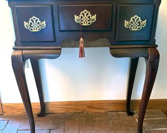 Hall table