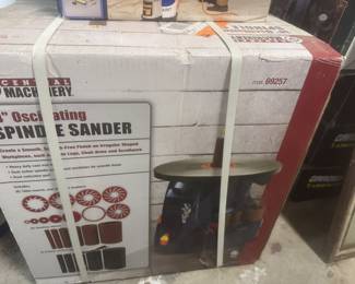 Spindle sander in box