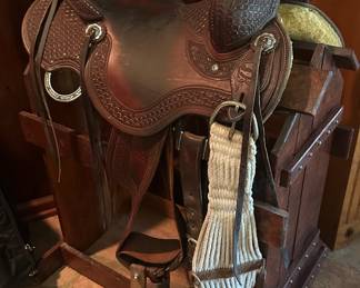 Chris Cox saddle