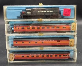 4-Vtg. Atlas: So. Pacific Locomotive & 3-Rail Cars