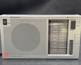 Vintage Sony ICF-710W Portable Am/Fm Radio