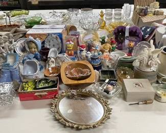 Vintage statues, wax warmers, candles, trinket trays