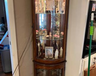 Lighted curio cabinet 