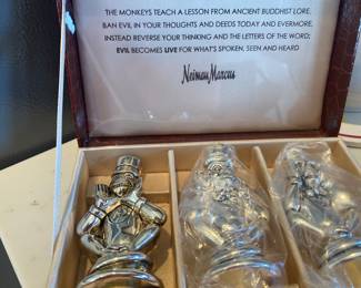 Speak no evil, Hear no evil, See no evil Wine bottle stoppers