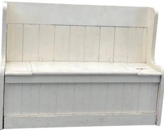 Vintage Lift Top Bench With Interior Storage