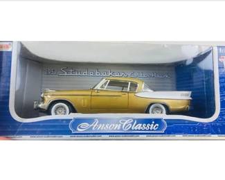 1957 Studebaker Golden Hawk Die Cast