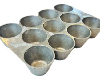 Muffin Baking Pan Signed Wagner Ware