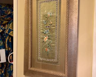 Vintage Chinese Silk Embroidery depicting Birds & Flowers
