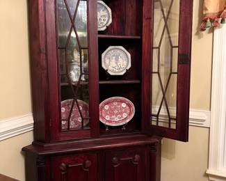 Vintage Wooden Corner Cabinet w/key