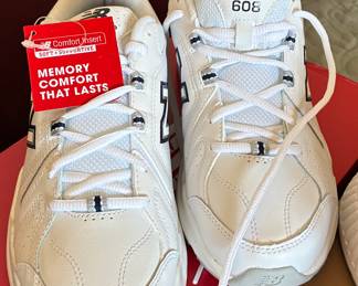 Brand new NB sneakers size 8