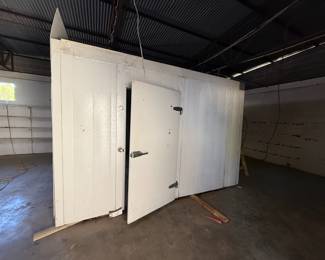 walk in cooler