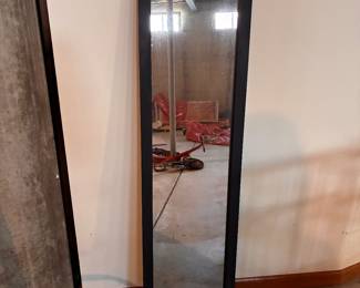 6’ mirror