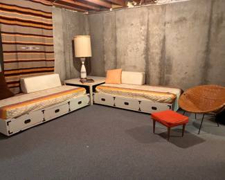 Mid century modern bed ensemble
