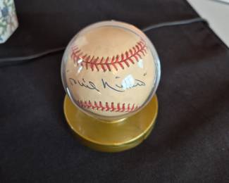 Phil Niekro Autograph