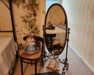 Oval Standing Mirror