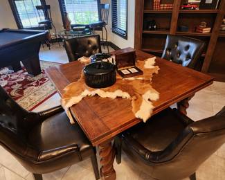 Vintage Expandable Table with Twist Legs